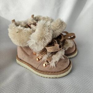 Baby Gap Pink Faux Fur Boots Size 6